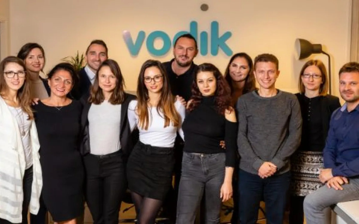 Družinska agencija, ki prisega na pristno partnerstvo