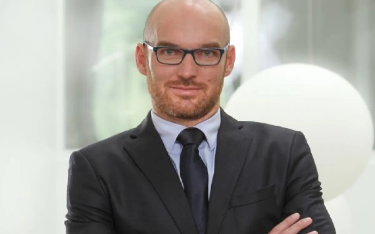 Urban Korenjak ostaja predsednik Slovenskega združenja medijev pri SOZ