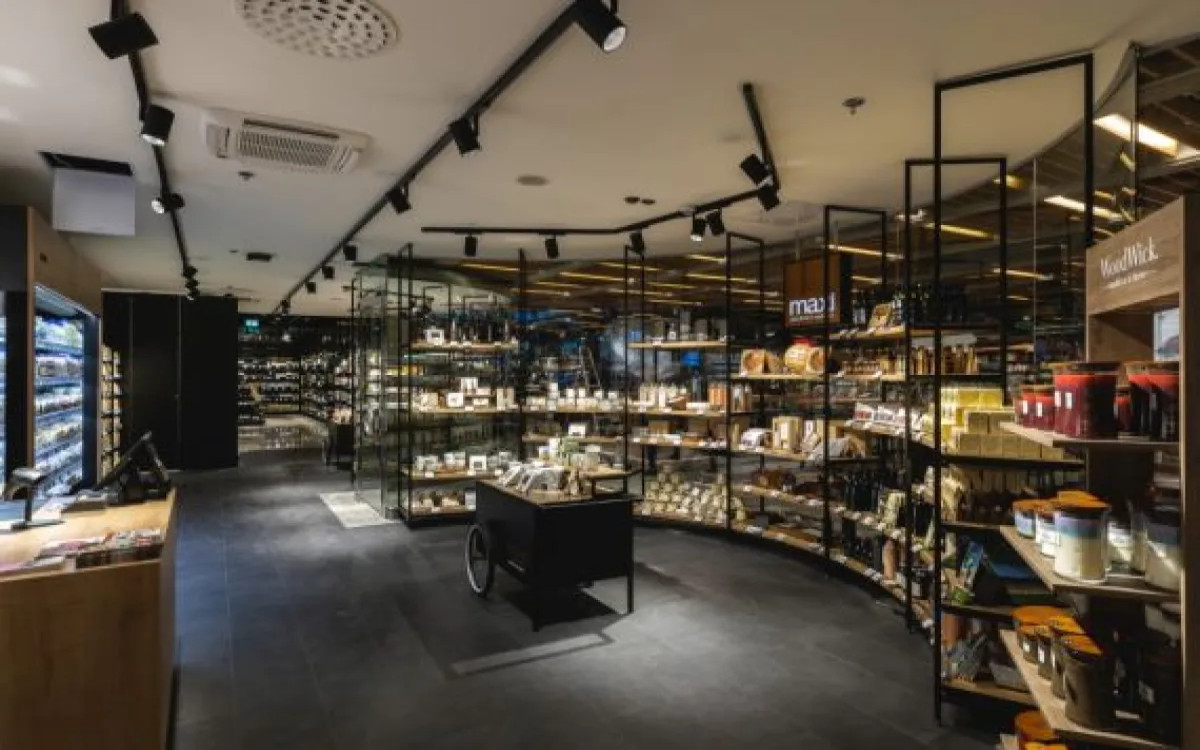 Maxijeva samopostrežna trgovina je po novem »tržnica za gurmane«