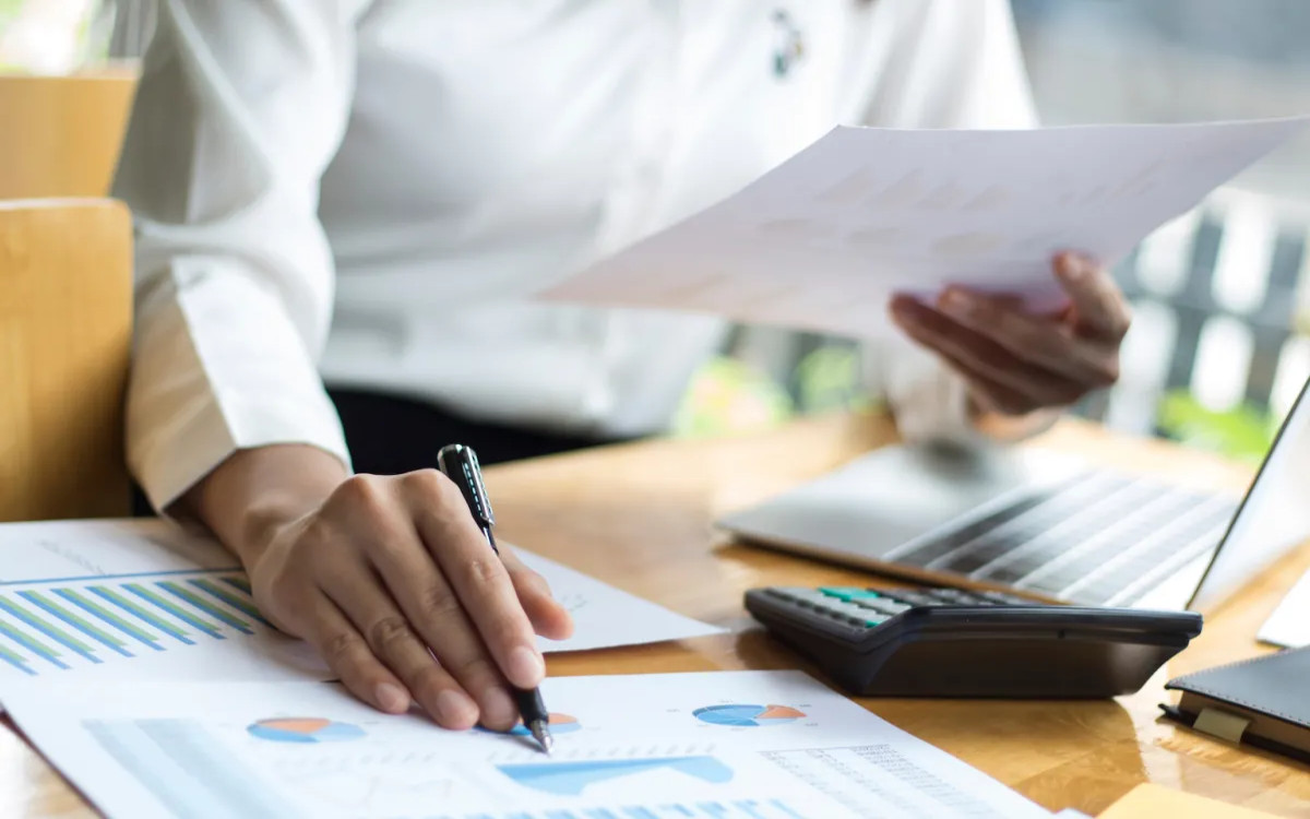 Vsak četrti zaposleni Slovenec išče novo zaposlitev