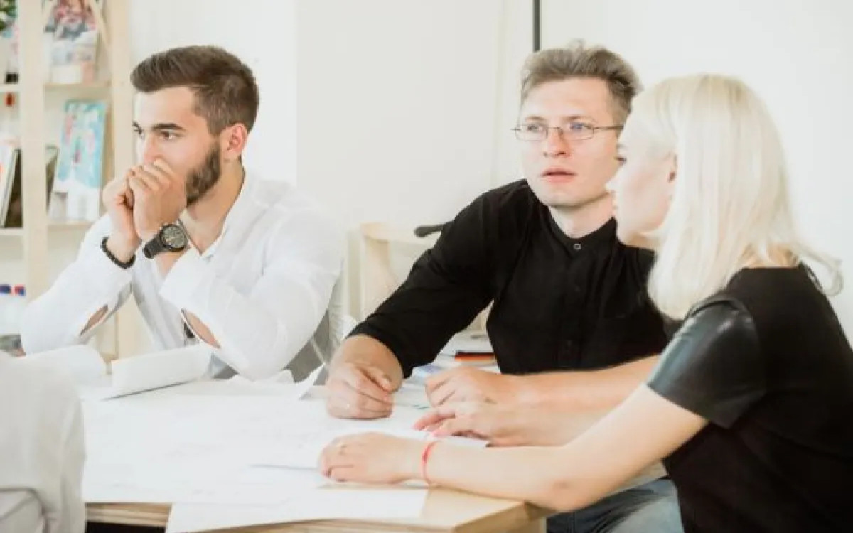 Komunikacijske karte so se premešale čez noč