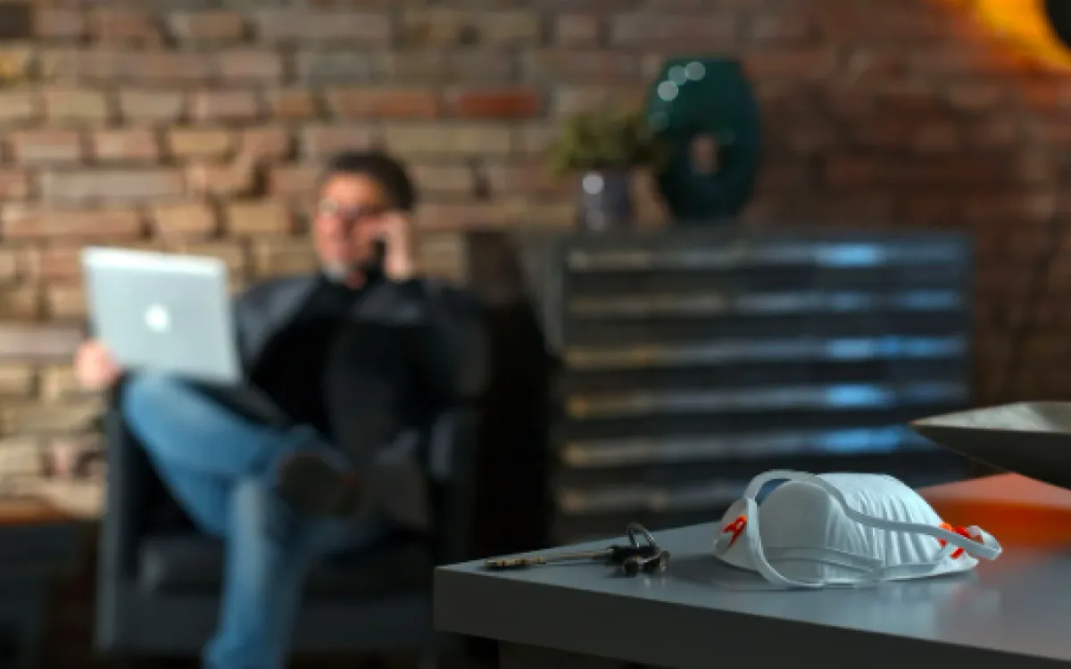 Mediade: Večina zaposlenih zadovoljnih s komunikacijo vodstva v krizi