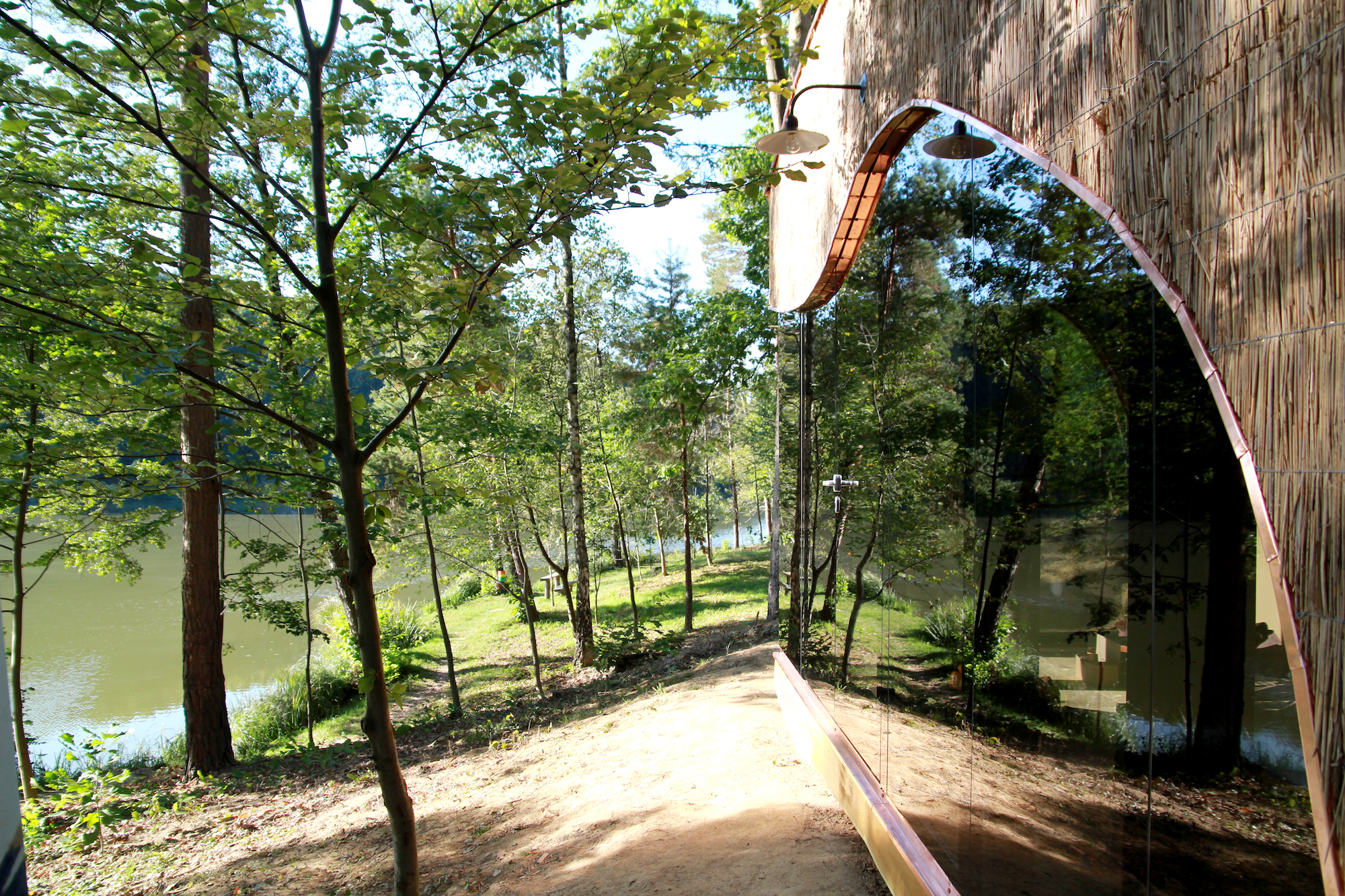 glamping charming3