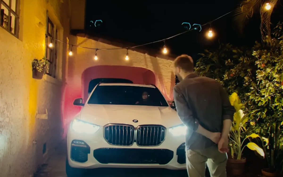 BMW-jev personalizirani drive-in kino