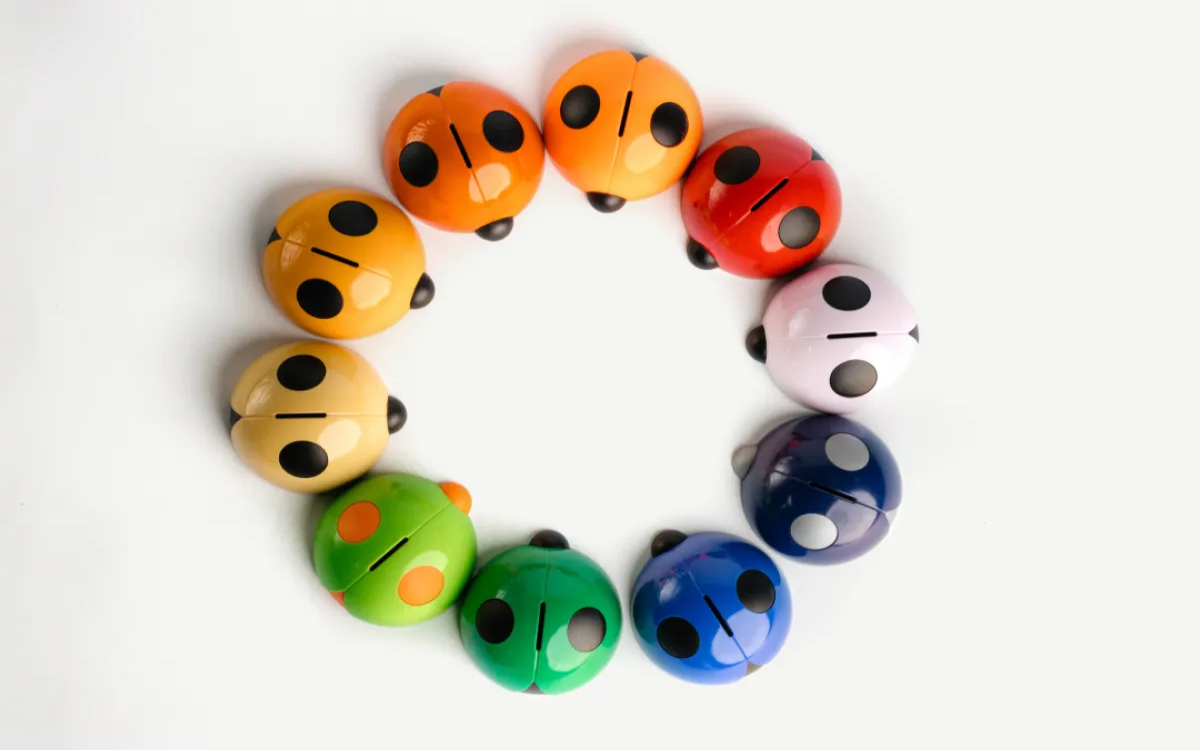 #OkvirPomoči vabi kreativce k izdelavi bančnih spominkov 