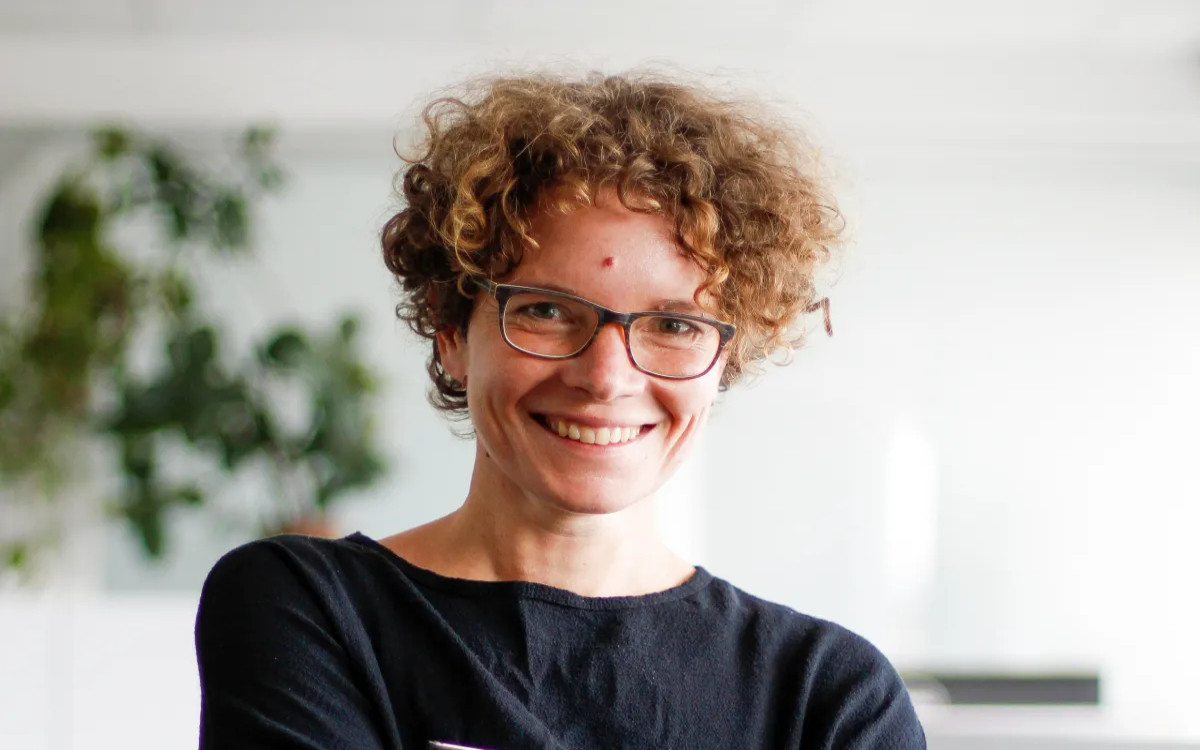 Nika Logar zdaj pri Dobrih zgodbah