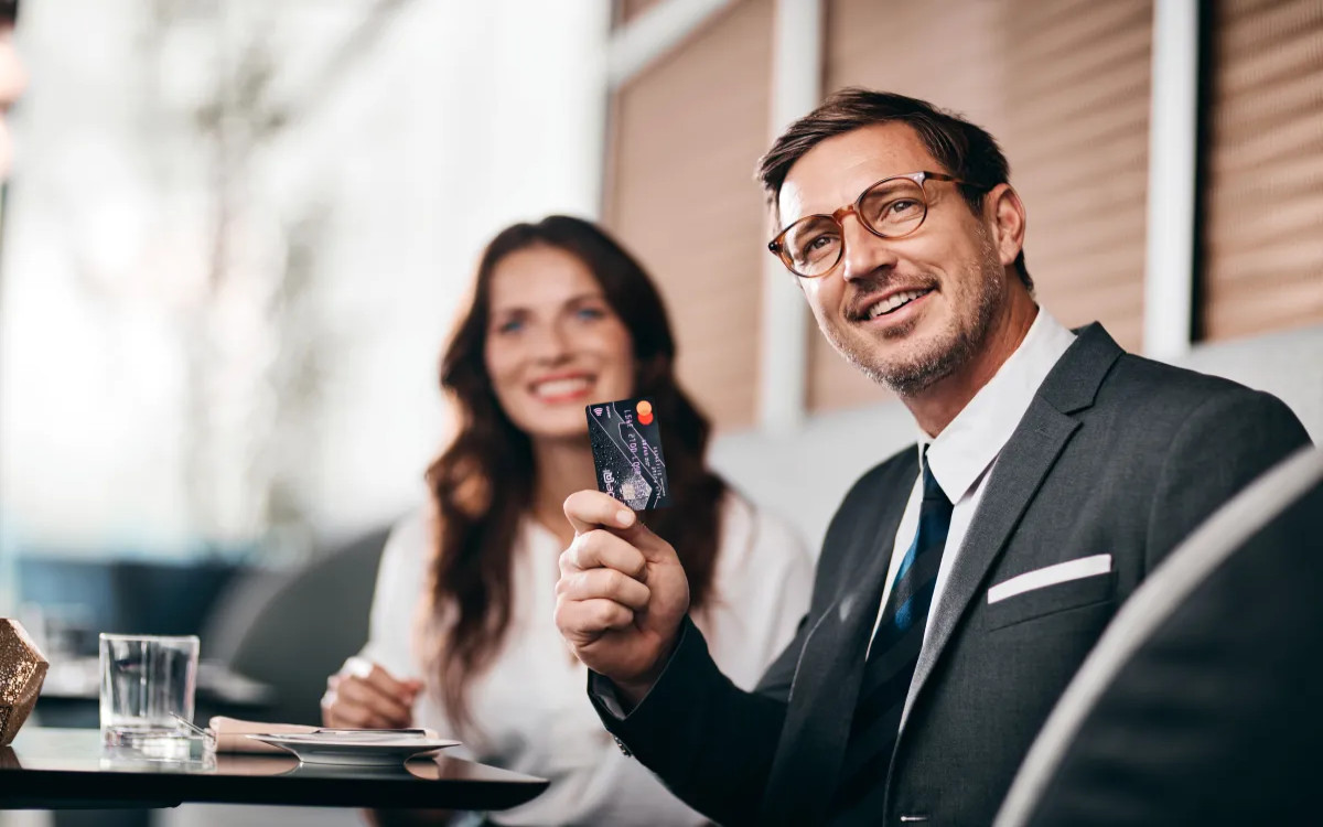 Edinstvena v Sloveniji: Prva kartica Ide@l Mastercard World