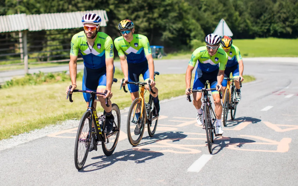 Marketinški vidik slovenskega kolesarskega fenomena 