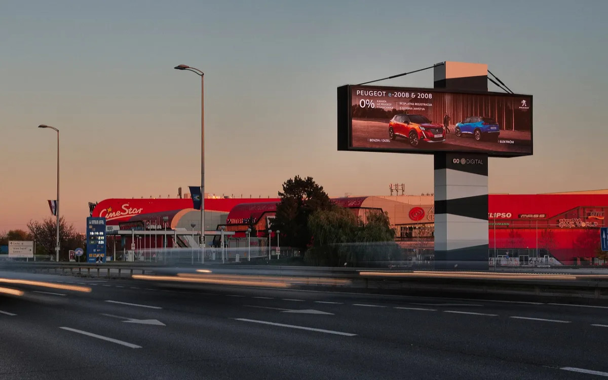 Oglaševanje, ki nagovarja vse čute