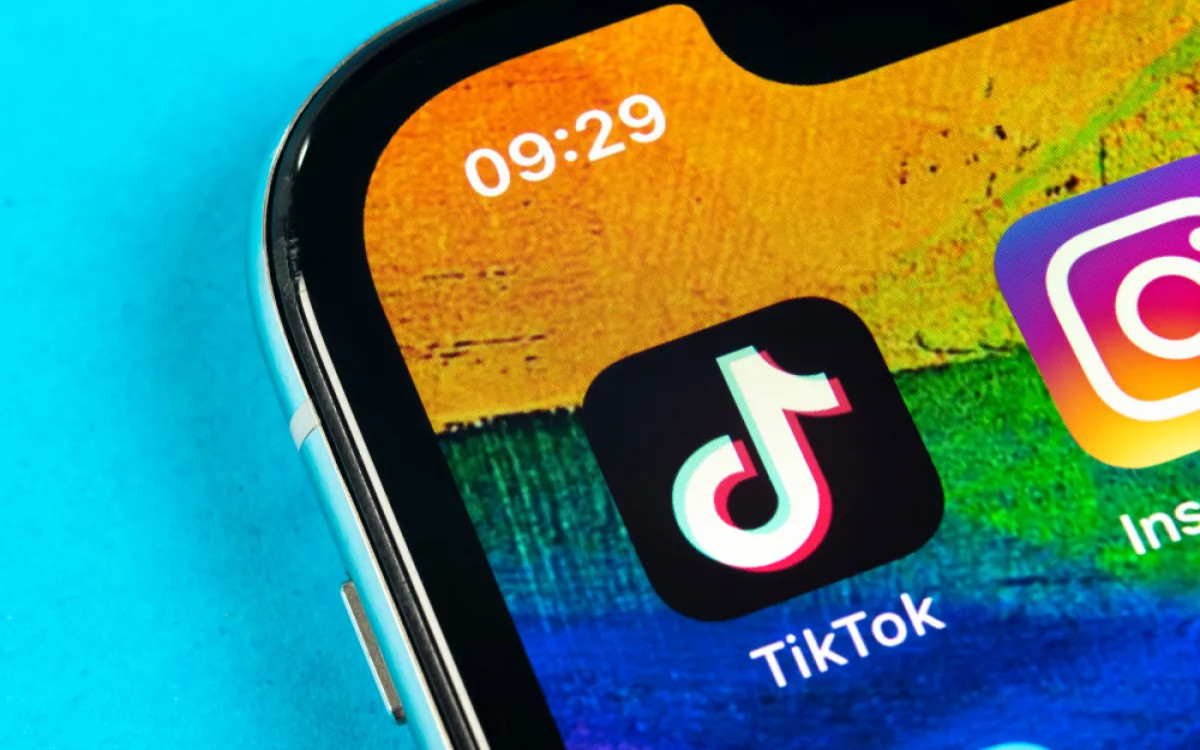 WARC: Zmagovalci »koronaleta« so Amazon, TikTok, YouTube in Twitch