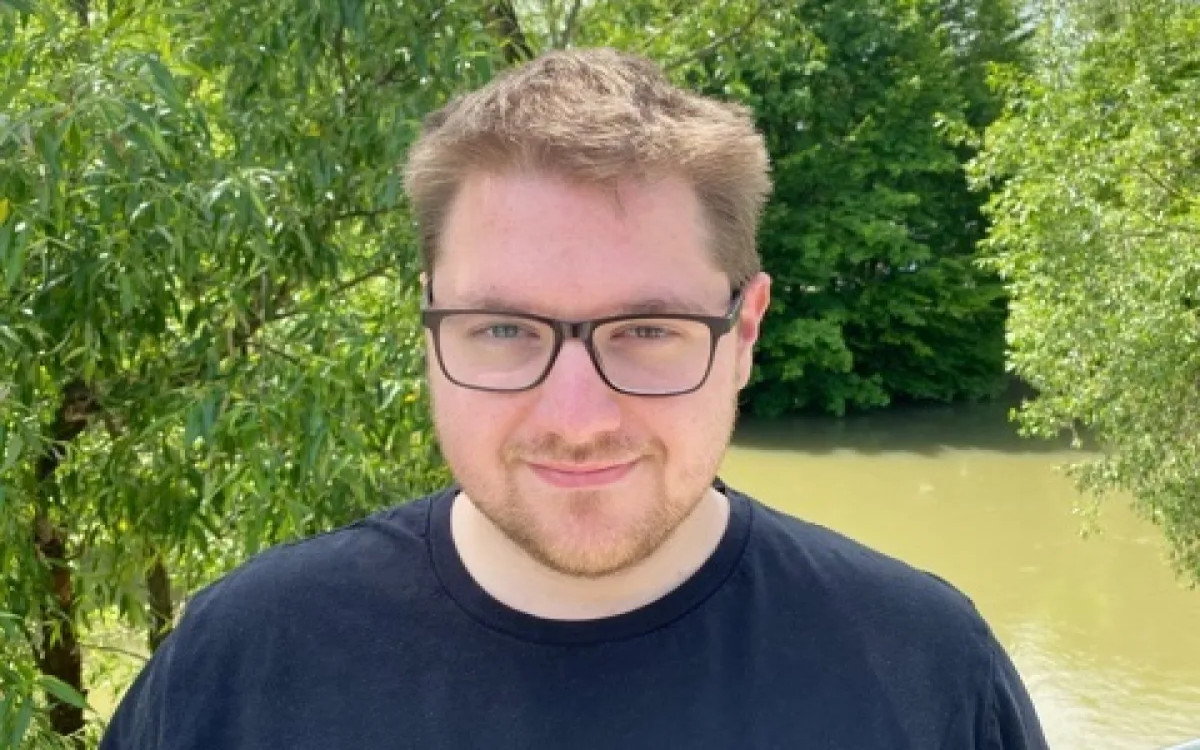 Avion: nov igralec v slovenskem agencijskem prostoru