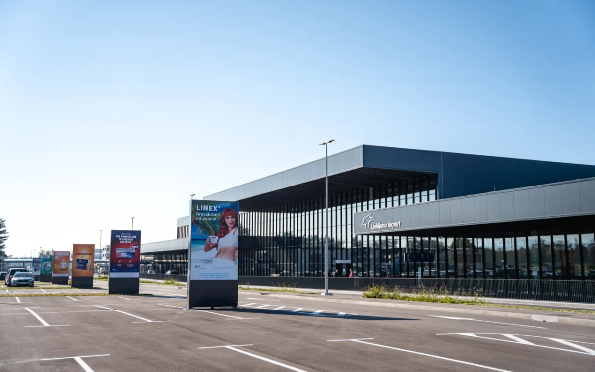 Nov terminal, nova letališka podoba, nove oglaševalske zgodbe 