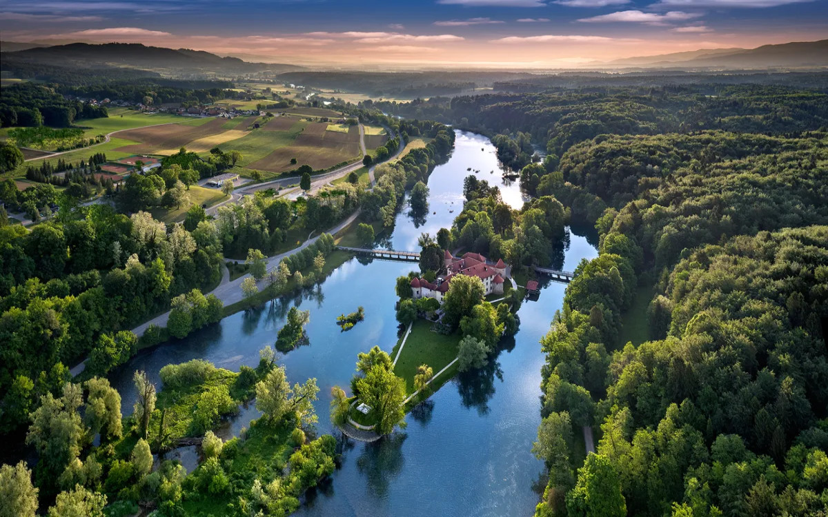 Otočec. Svetovno.