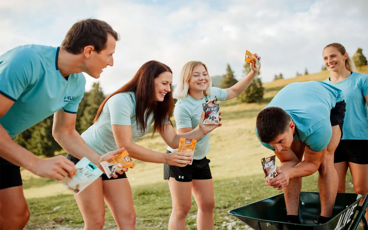 Slovenski smučarji s čokolado brez slabe vesti 