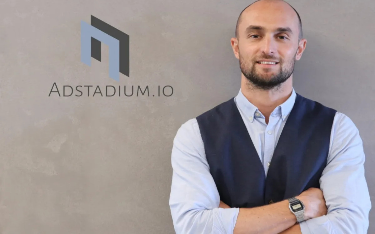 Dražba za zakup oglaševalskega prostora na športnih dogodkih