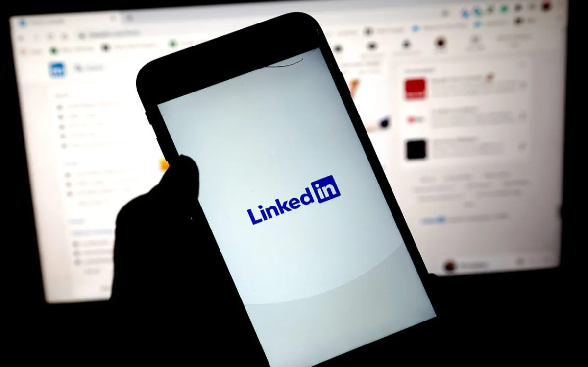 LinkedIn v vseh pogledih raste