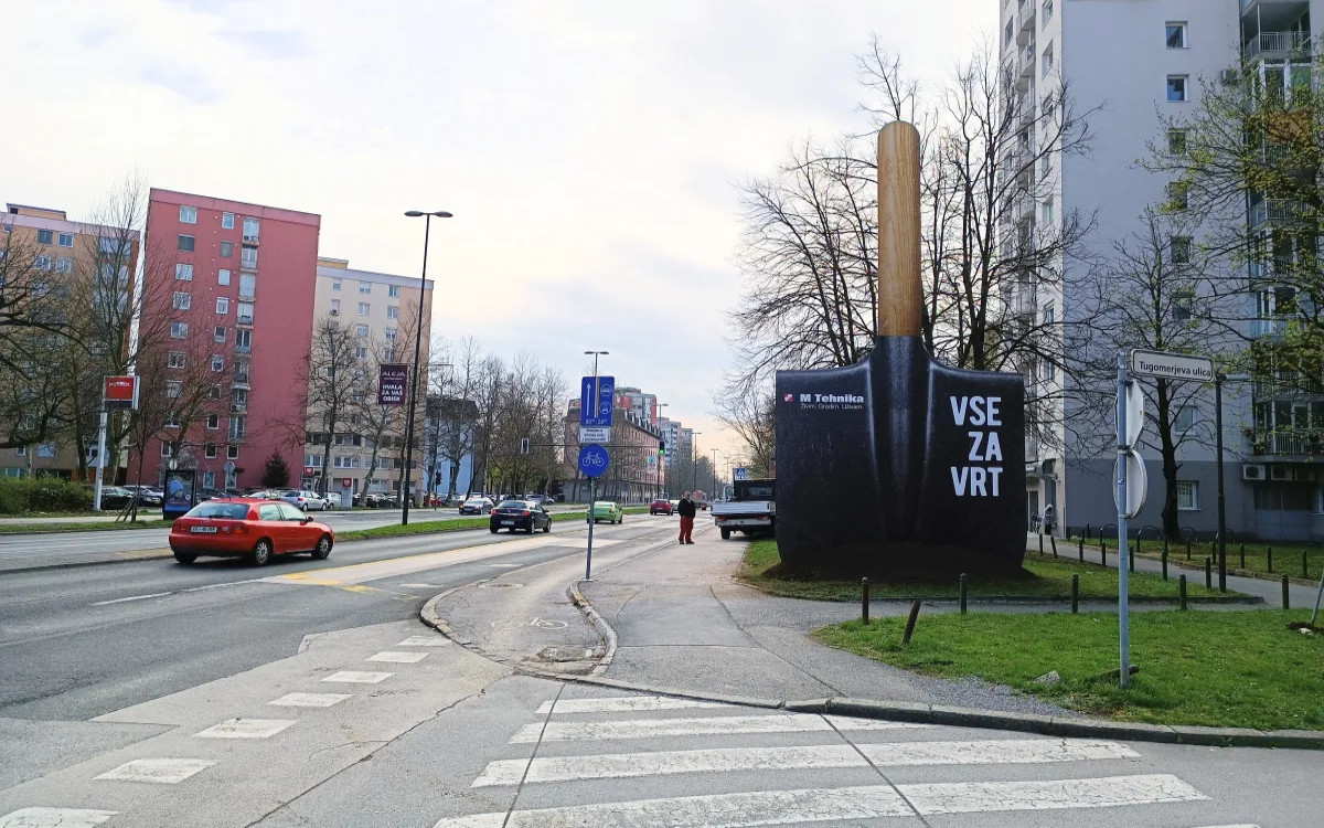 Opazili smo: Plakat M Tehnike v obliki lopate