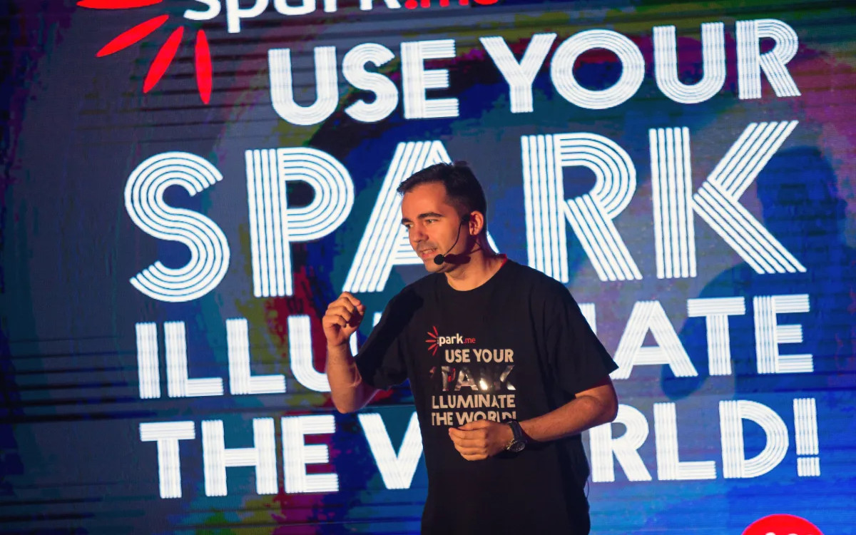 Krasni novi svet dela