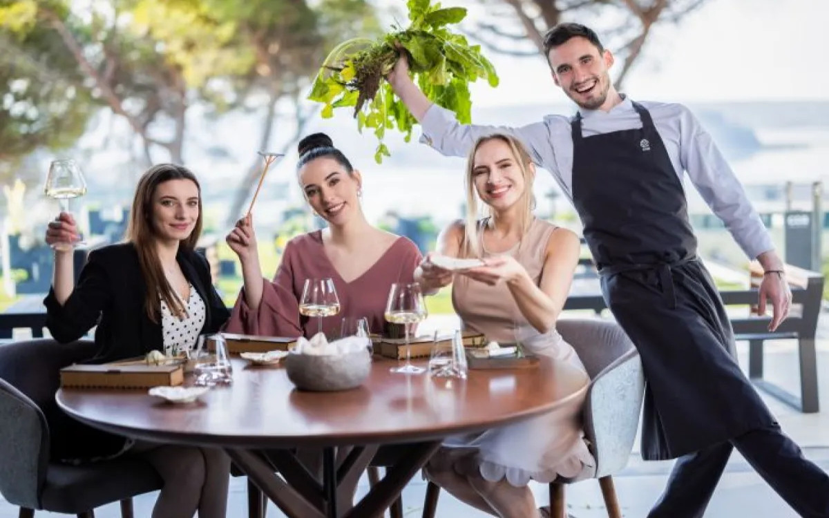 Turistično združenje Portorož predstavilo NFT-je in novo oglaševalsko akcijo