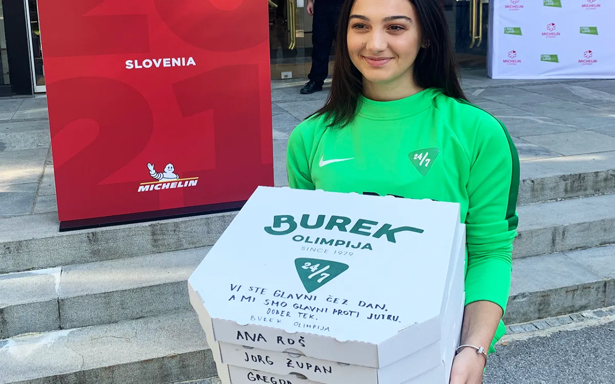 Burek, ki ne poskuša biti nekaj, kar ni 