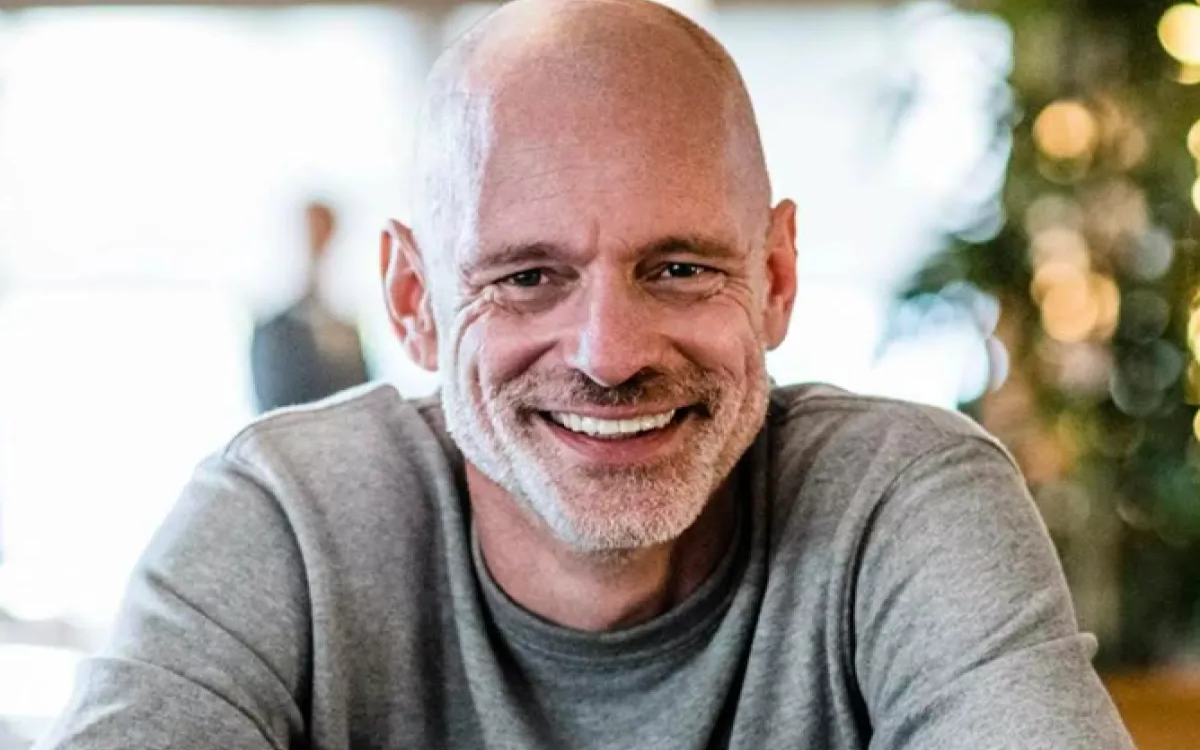 »Razmišljajte kot oglaševalci, a se ne vedite tako«