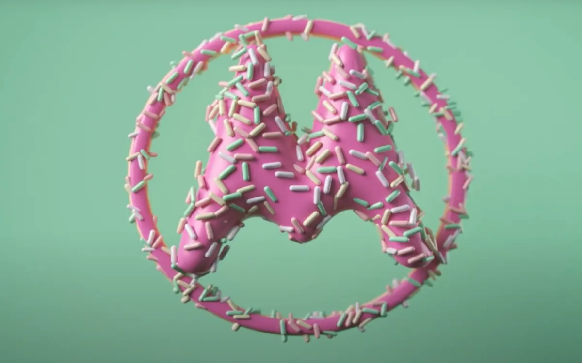 Motorolin »carte blanche« digitalnim umetnikom