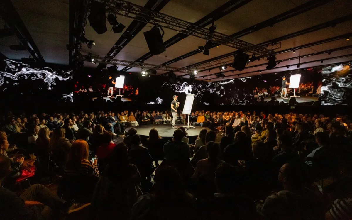 Festival Dnevi komunikacije zopet nominiran za najboljši dogodek na svetu