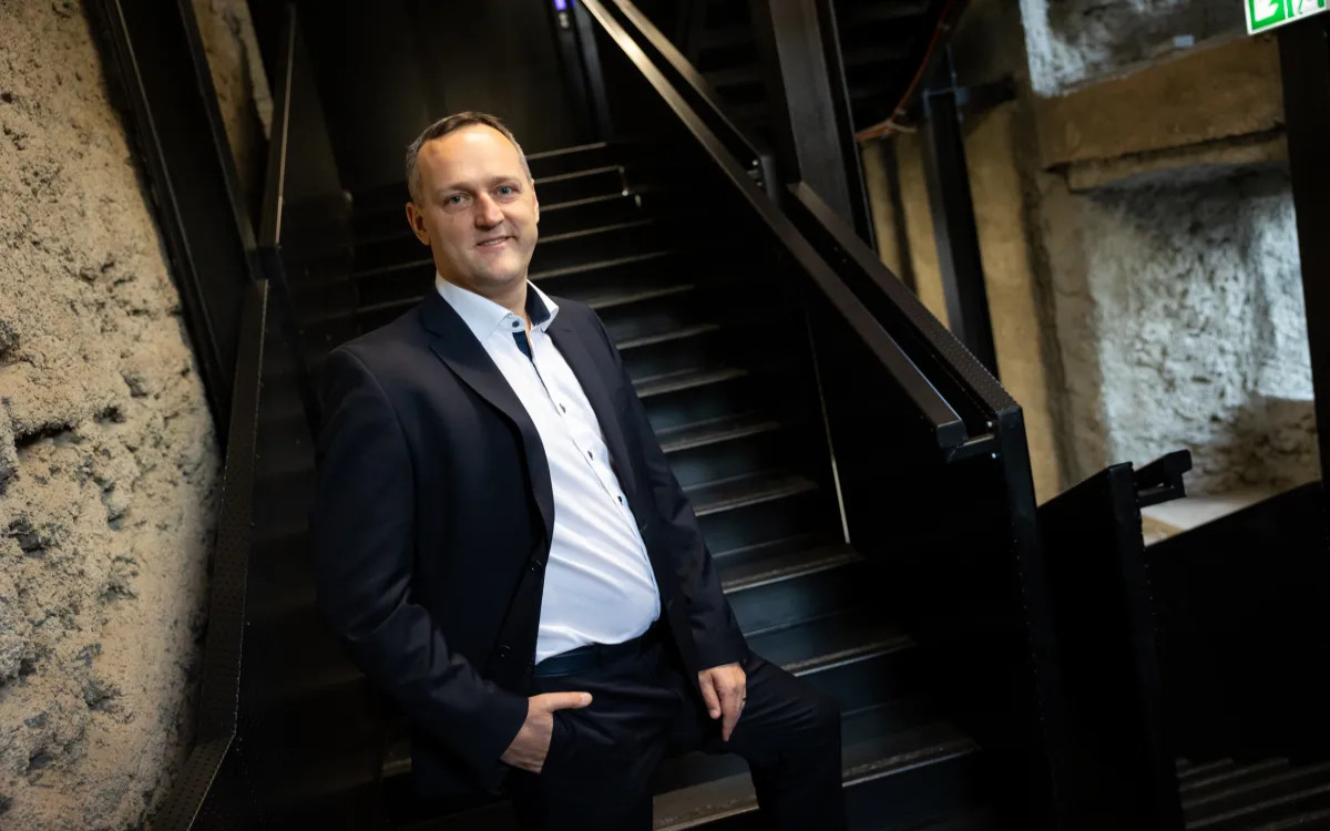 Postherojsko vodenje je Slovencem pisano na kožo