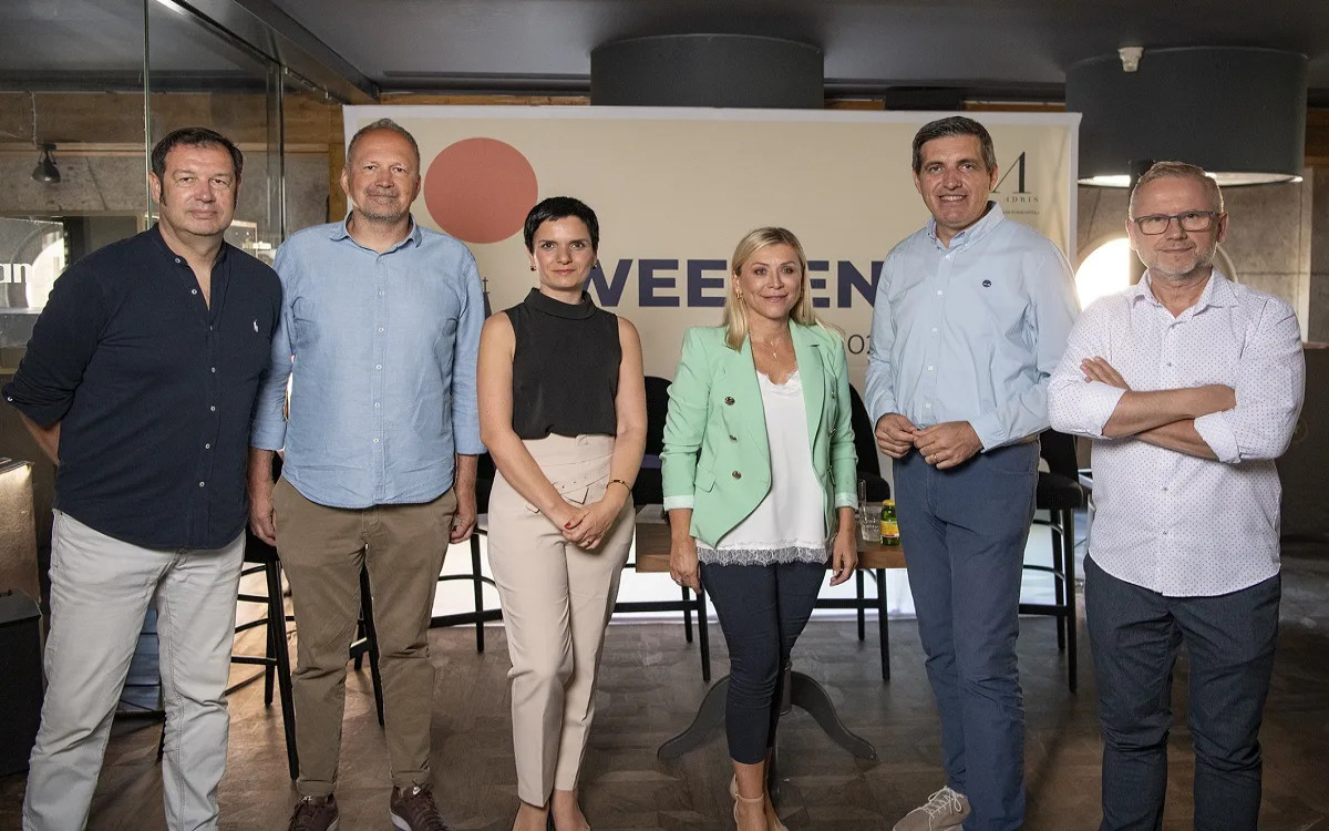 WEEKEND.15: mediji, inovacije in tehnologije prihodnosti