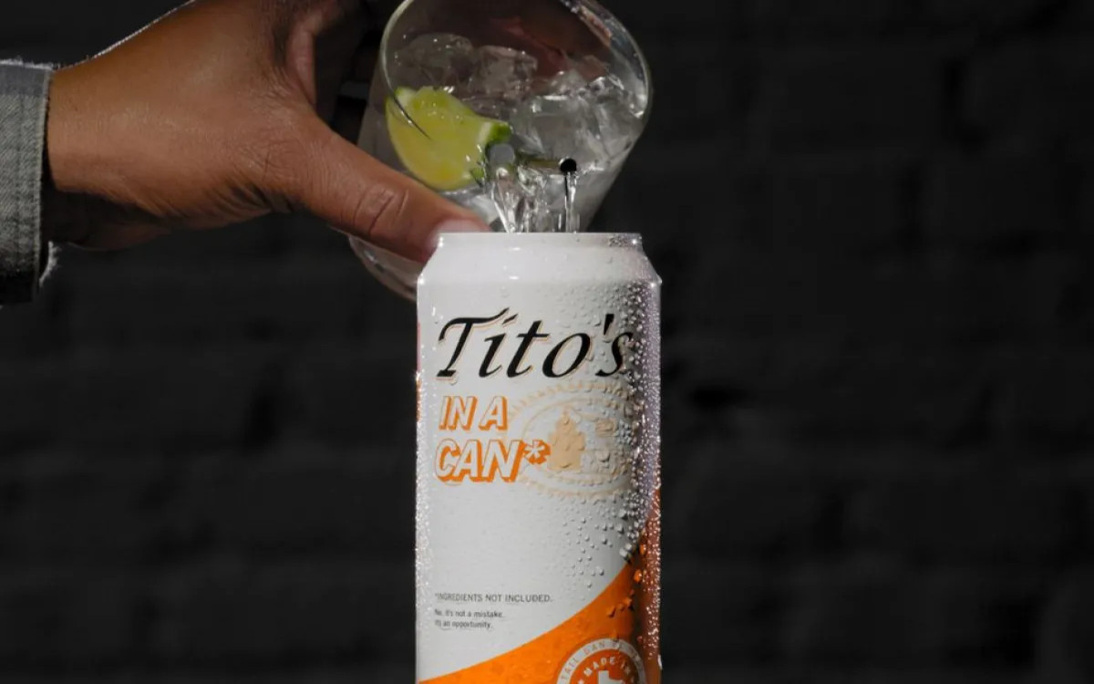 Vodka Tito's se upira trendu hard seltzerjev