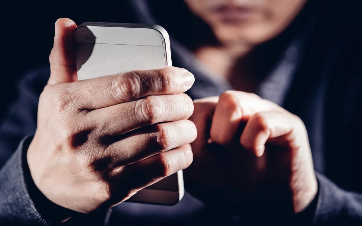 MM-ova mini anketa: Kdo vas spremlja na družbenih omrežjih?