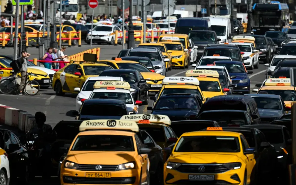 Hekerji povzročili ogromen prometni zastoj v Moskvi