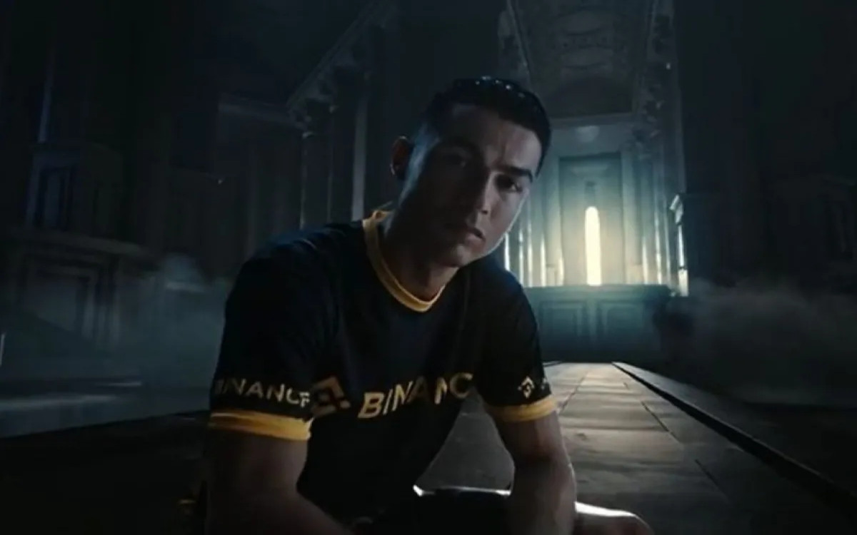 Binance se na pogorišču kriptoborze FTX oglašuje s pomočjo Ronalda