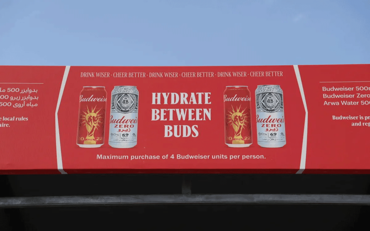 V Katarju se namesto običajnega piva pije Budweiser Zero