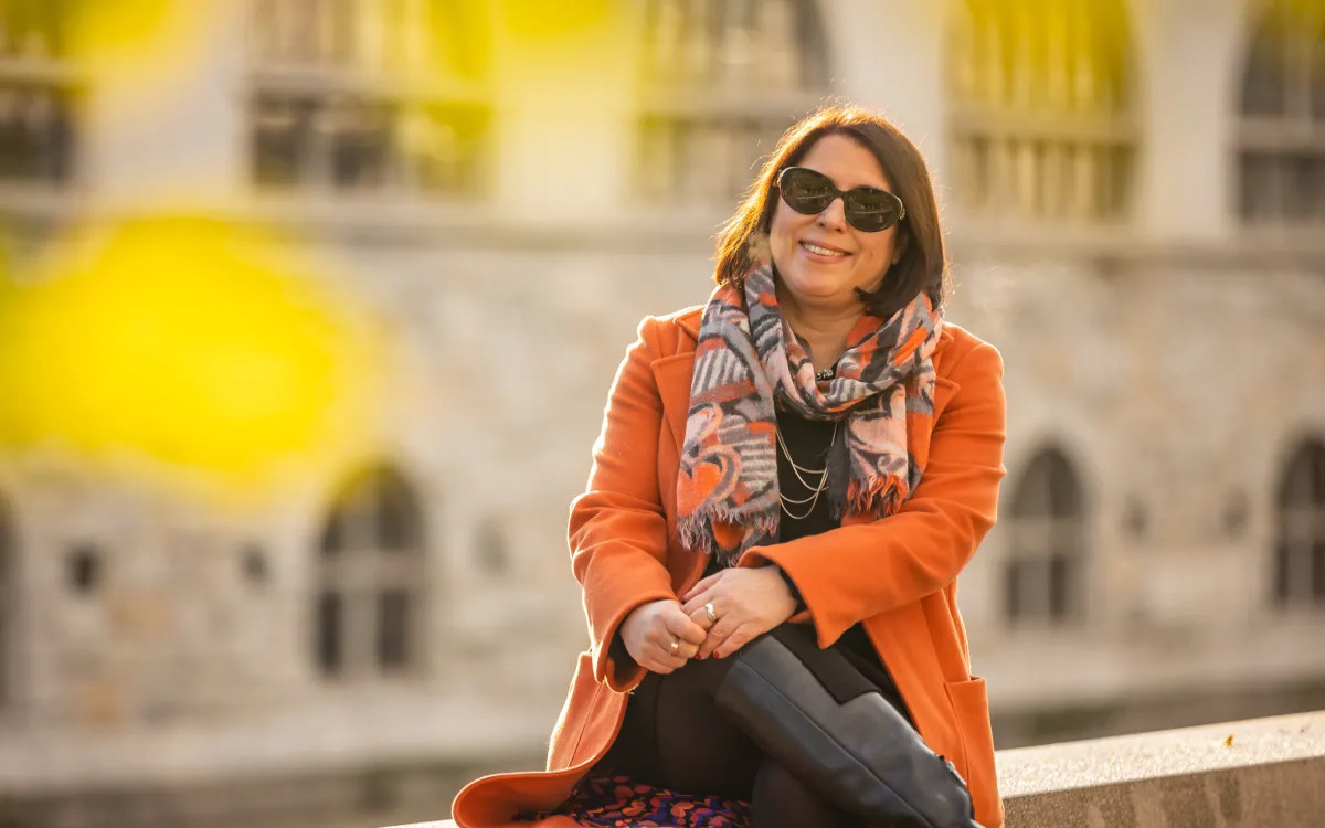 OUTSTANDING: Potrebujemo več izstopajočih komunikacij