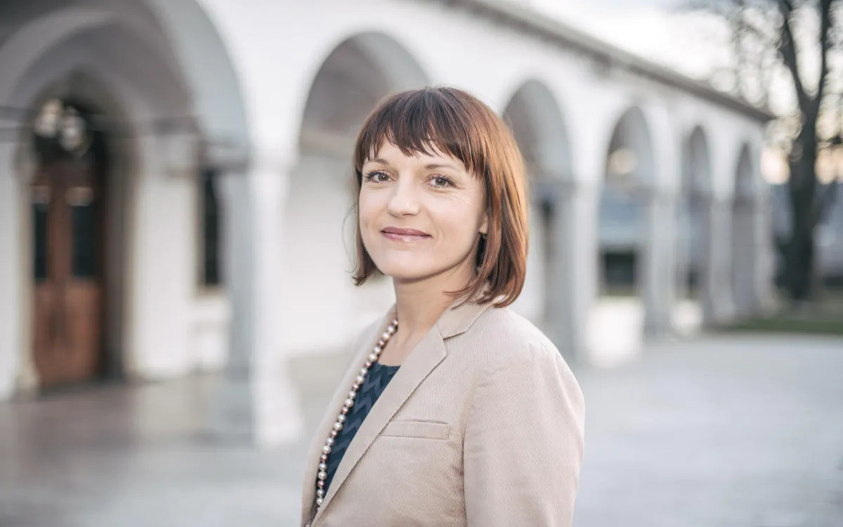 Urša Manček-Rakovec, nova vodja odnosov z javnostmi pri Login5 Fundaciji