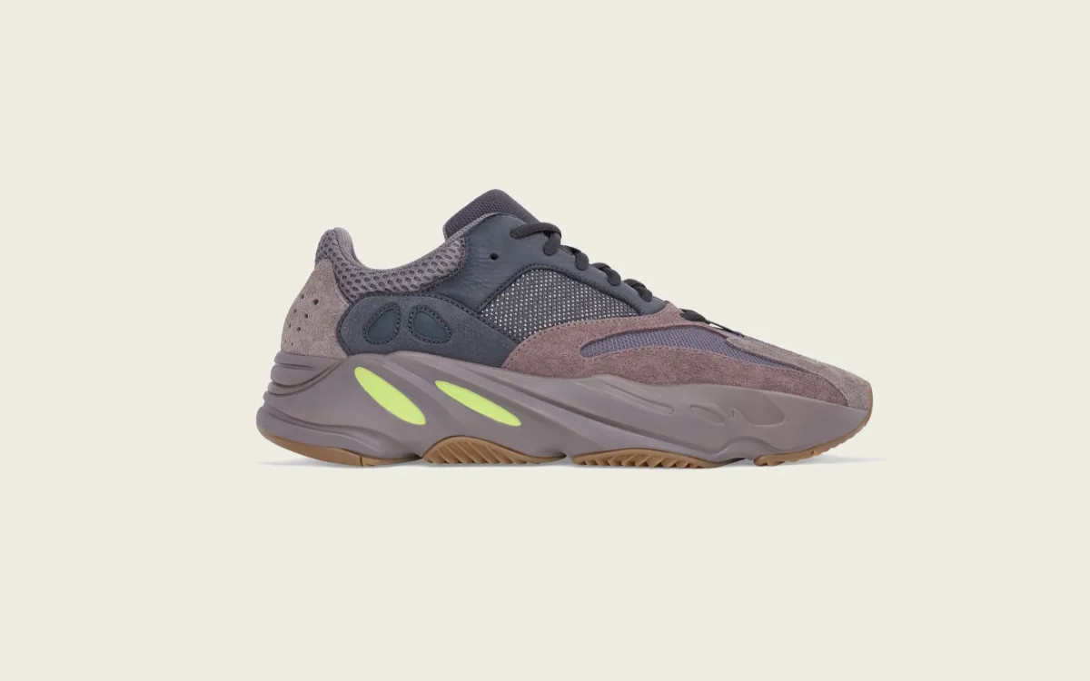 Adidas z zelo velikim izpadom dobička zaradi Kanyeja Westa
