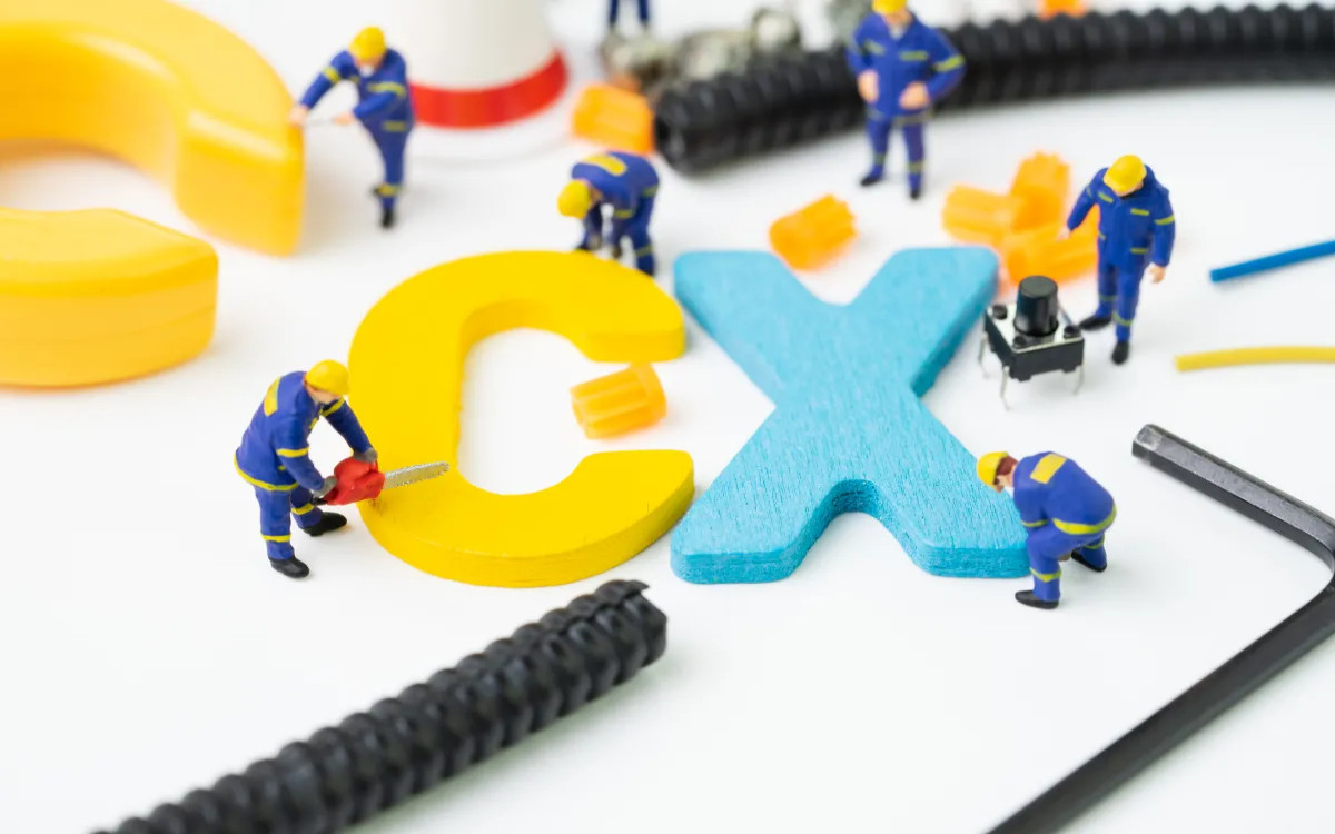 (Vz)postavitev CX-strategije