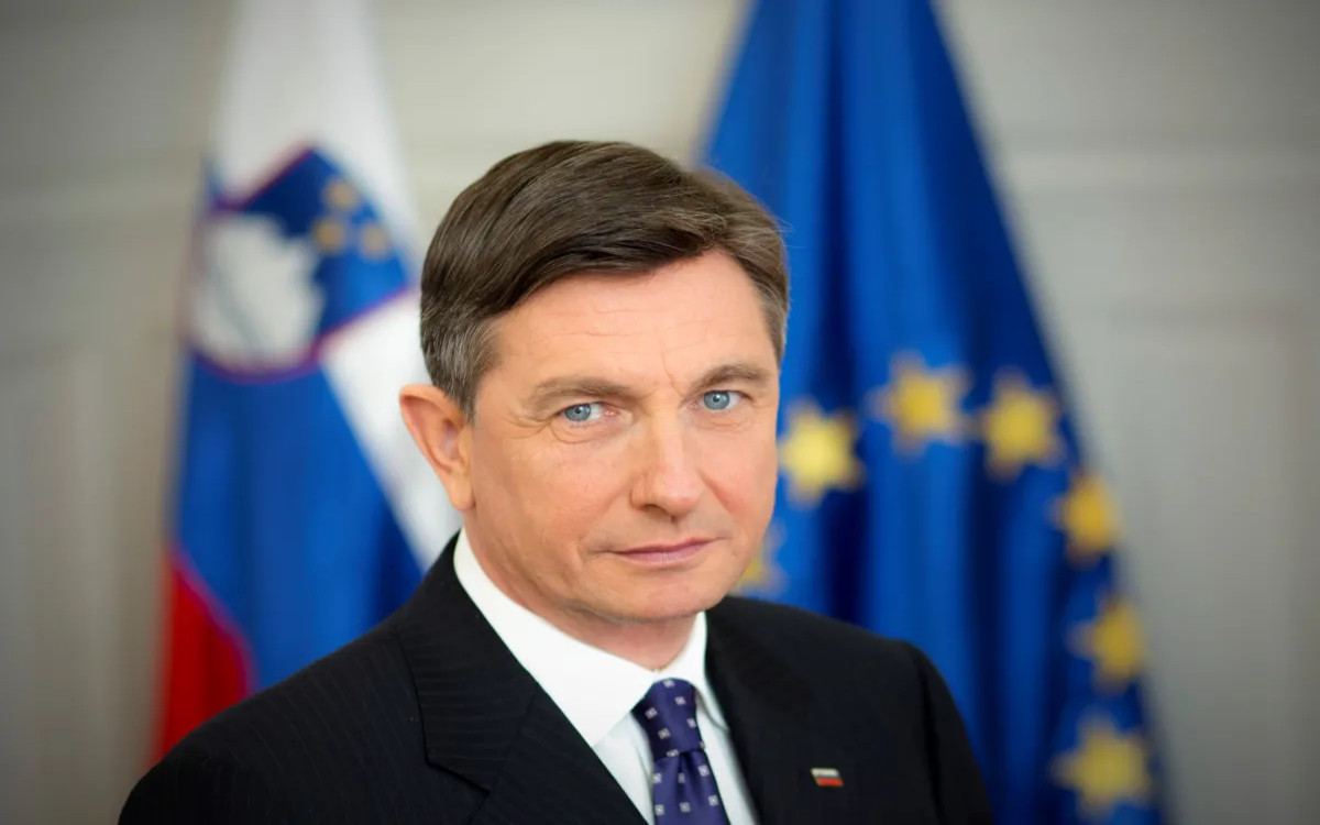 Dan D: Borut Pahor in Instagram kot rumeni tisk