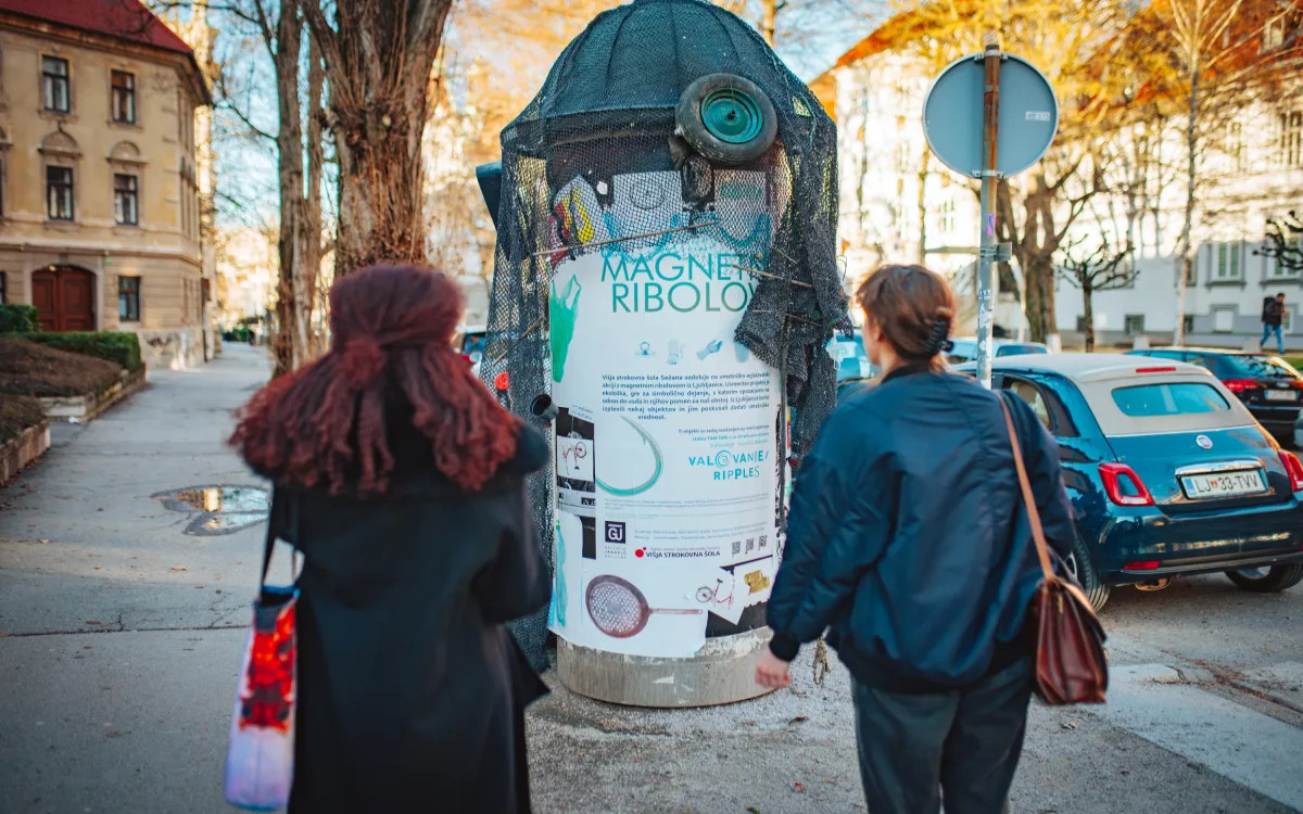 Valovanje, okolju prijazna razstava v središču Ljubljane