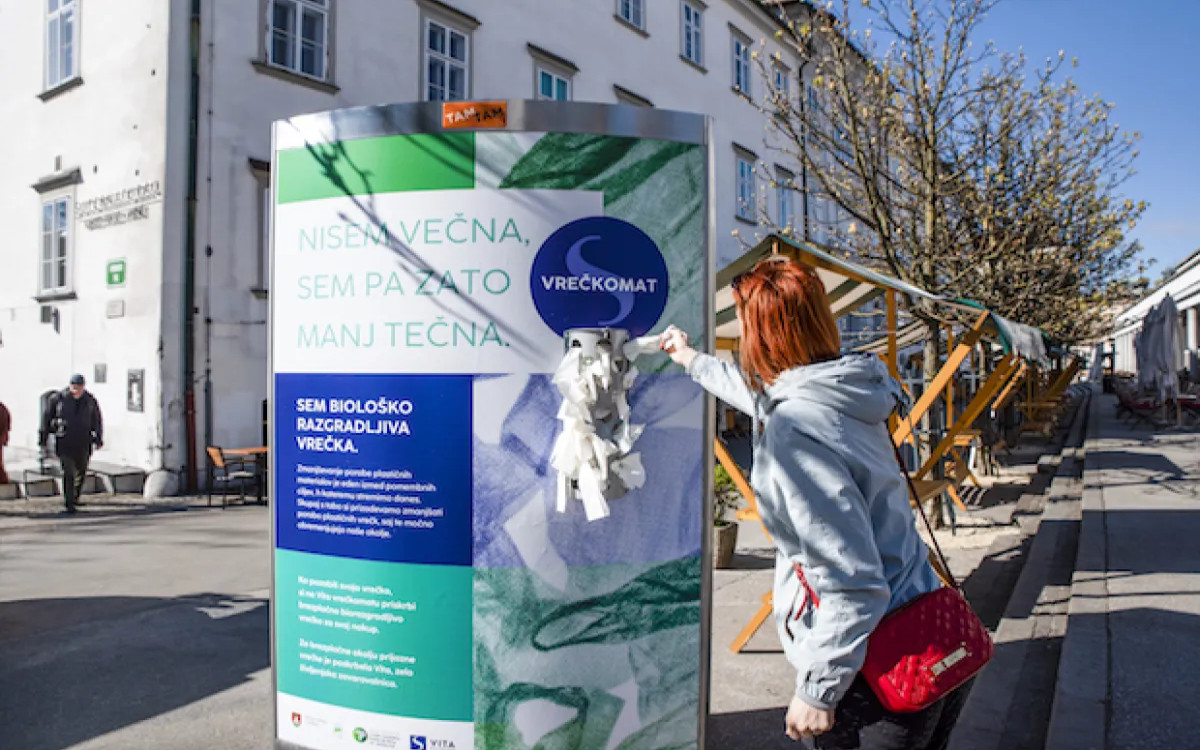 Po biorazgradljivo vrečko v Vrečkomat