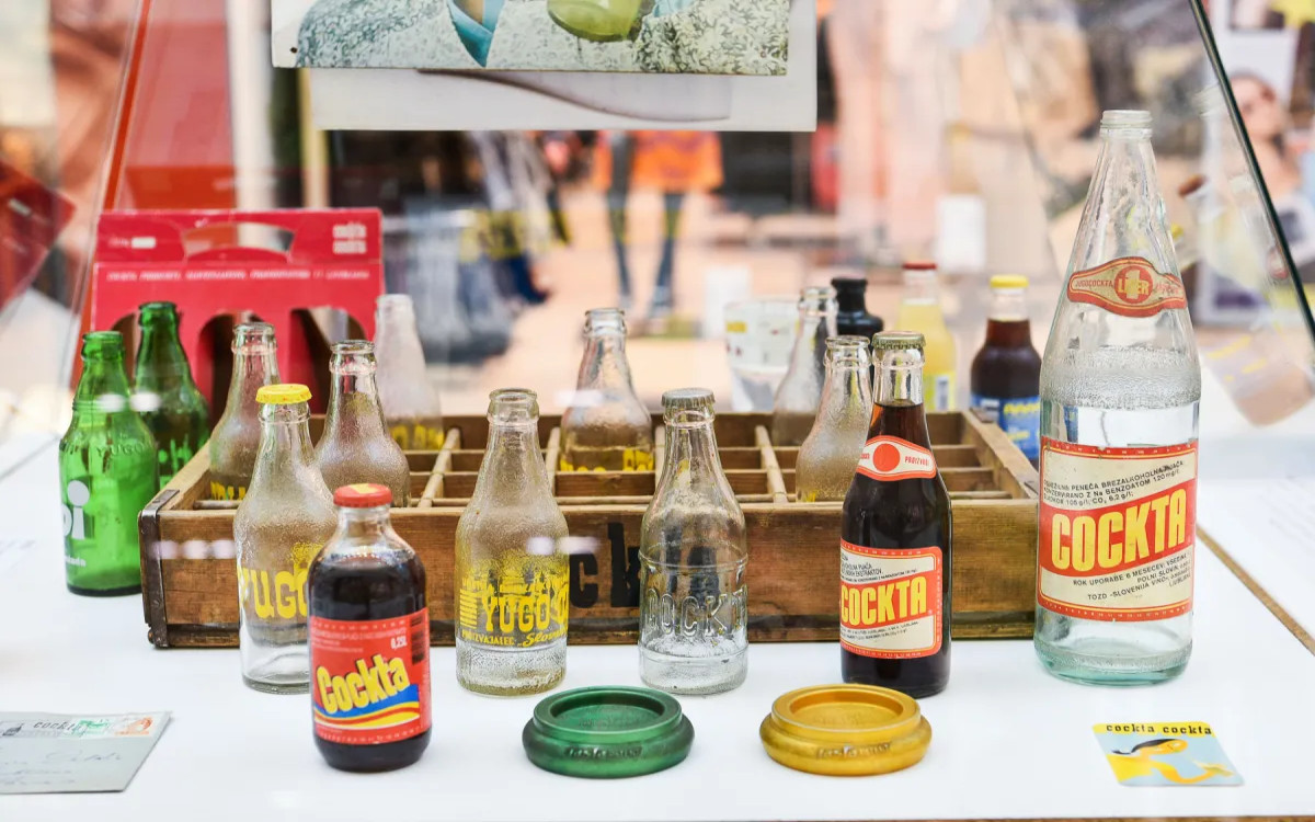 Nostalgija na policah - razstava ikoničnih blagovnih znamk v Cityparku