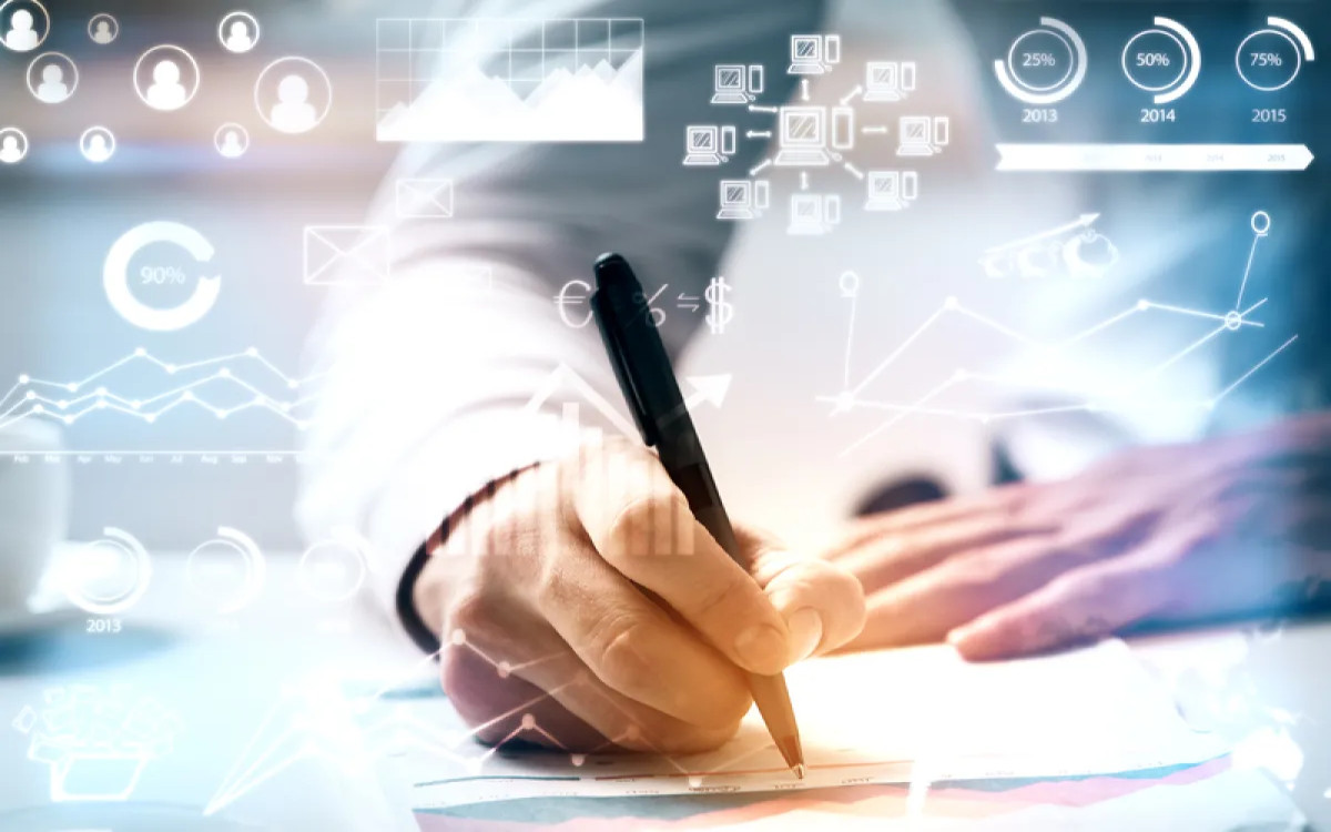 Od izobraževalnih videov do medijskega zakupa (razpisi)