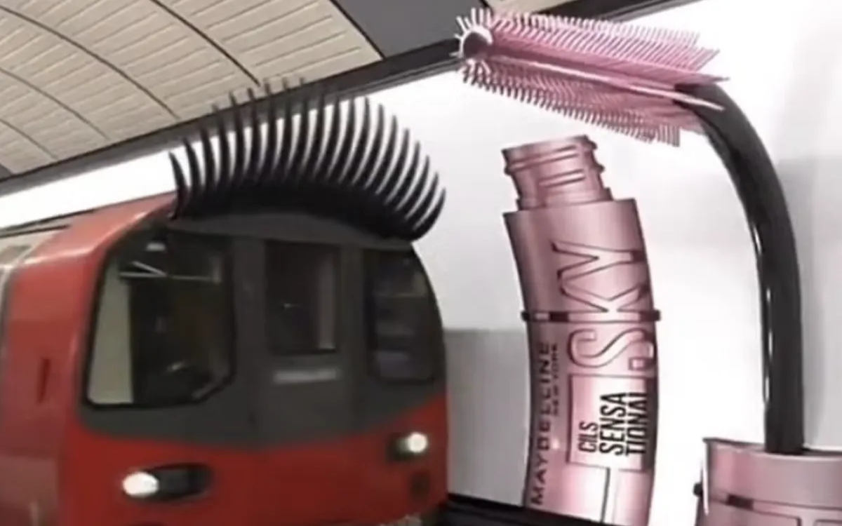 London: Ogromne umetne trepalnice in gigantske maskare niso resnične