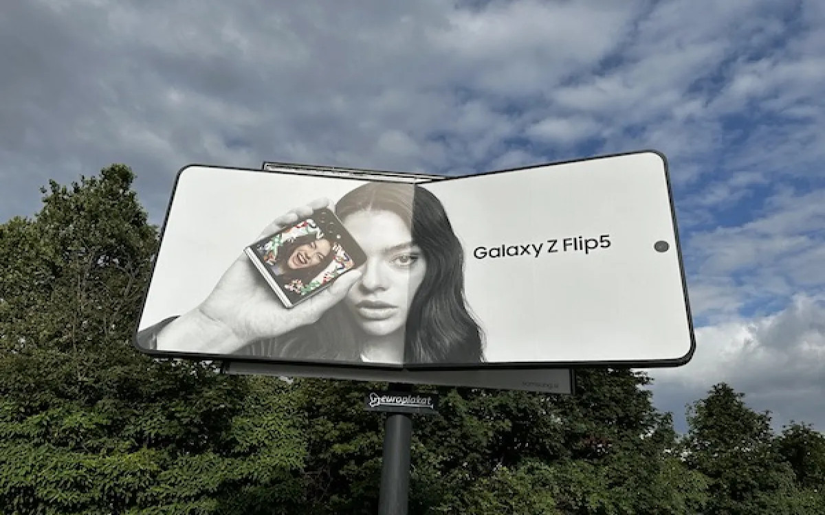 Inovativno zunanje oglaševanje novih telefonov Samsung