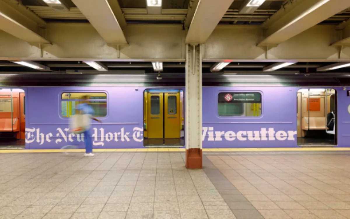 New York Times z oglasi za naročnino prevzel podzemno železnico