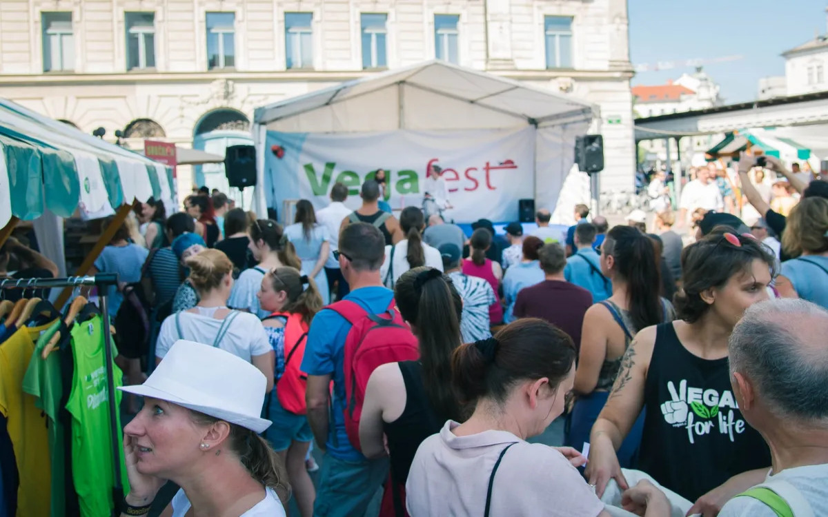 »Okolje nas sili, da razmišljamo tudi o svojih prehranskih navadah«