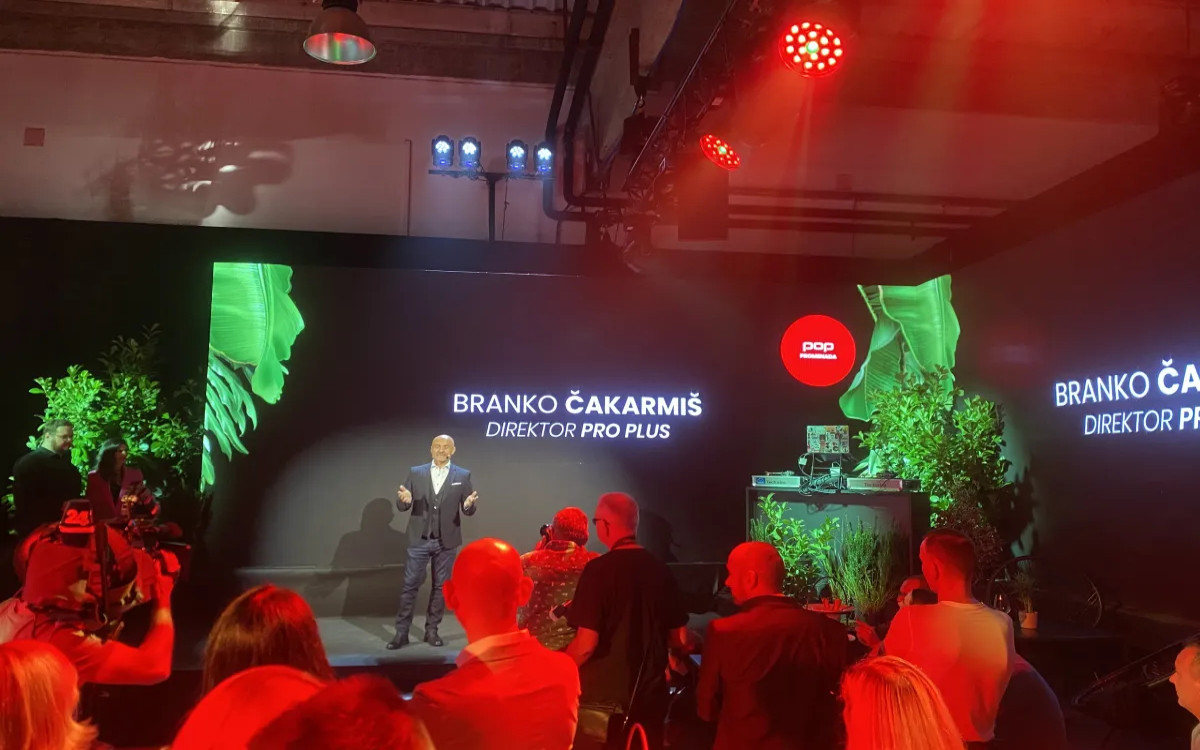 POP Promenada: Medijski vstop v jesen