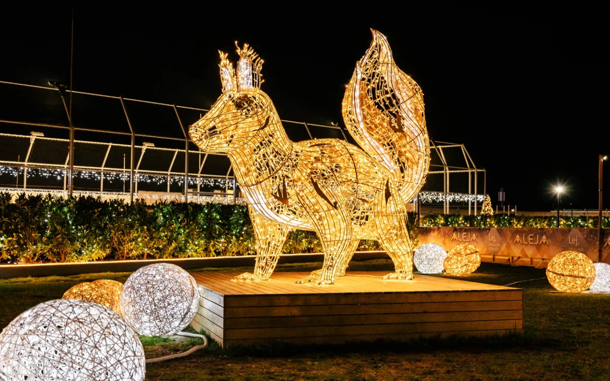 Praznična ALEJA vas pričakuje