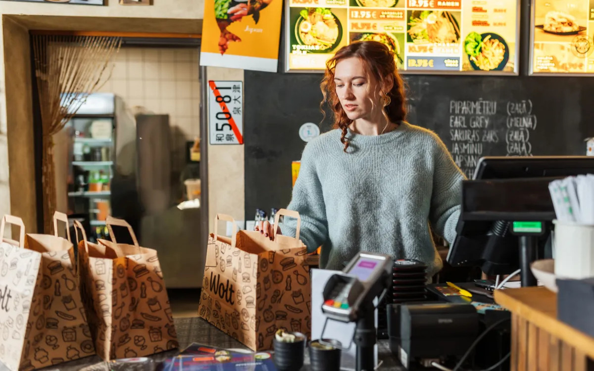 Kako platforme za dostavo pomagajo lokalnim ponudnikom?